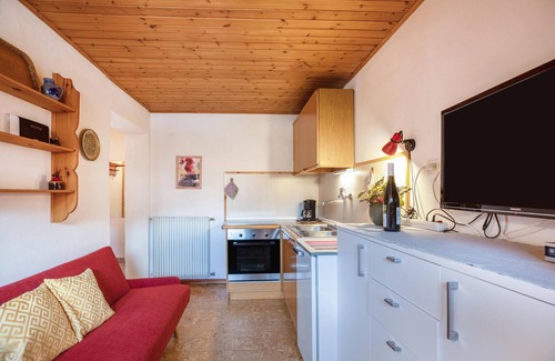 Trodena Apartment | Apartment "Gabrielli Luise" with Mountain View, Wi-Fi, Terrace & Garden