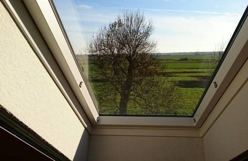 Hinte Apartment | Apartment gallery, shower, toilet, 2 bedrooms - Friesenborg - Ferienwohnung Klein Sande