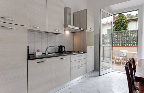 Calenzano Apartment | Apartment "Giada" with Private Terrace & Wi-Fi