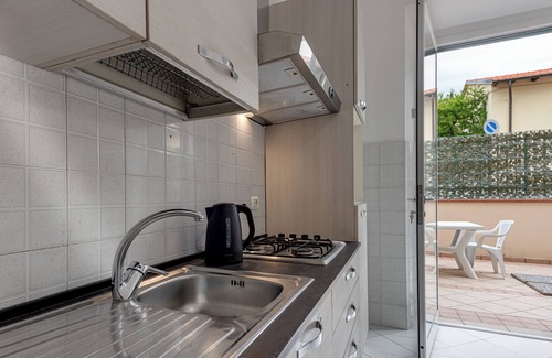 Calenzano Apartment | Apartment "Giada" with Private Terrace & Wi-Fi