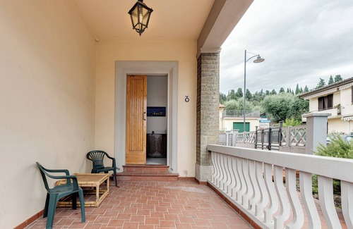 Calenzano Apartment | Apartment "Giada" with Private Terrace & Wi-Fi