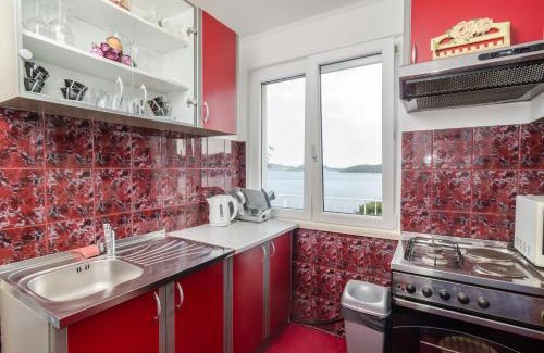 Dubrovacko Primorje Apartment | Apartment Giovani