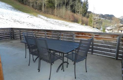 Zweisimmen Apartment | Apartment Gletscherblick- Chalet by Interhome