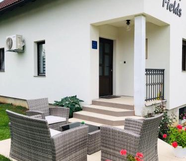 Smoljanac Apartment | Apartment Golden Fields