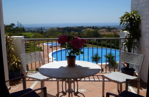 Benahavis Apartment | Apartment Golf Club Los Arqueros near Puerto Banus - 2 bedrooms- Internet -UK TV