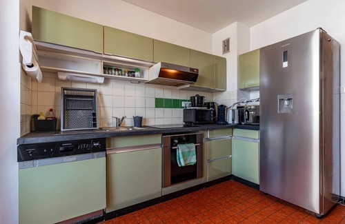 Cronenbourg Ouest Apartment | Apartment 'Grand Tout Confort' with Private Terrace, Balcony and Wi-Fi