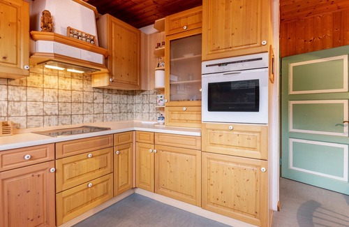 Collalbo Apartment | Apartment 'Haus Botter' with Mountain View and Wi-Fi