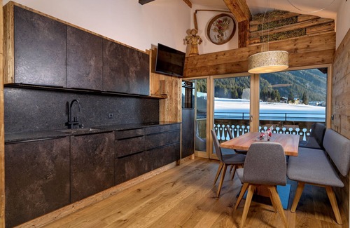 Prateria Apartment | Apartment “Hofchalet Blume - Örlerhof” with Mountain View, Sauna, Garden & Terrace
