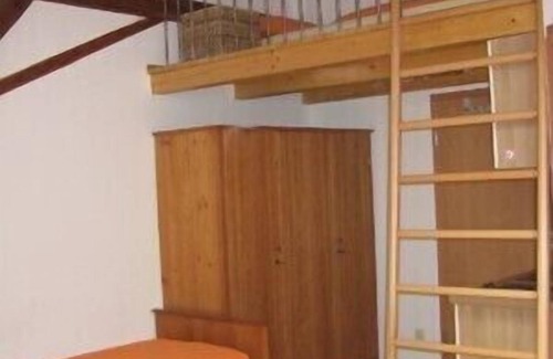 Neuoetting Apartment | Apartment Holzknecht 4 persons, 24sqm, shower, WC, combined living room and bedroom