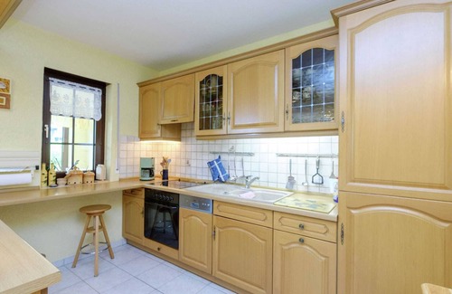 Ballenstedt Apartment | Apartment im Harz mit Terrasse