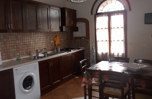 Montecchio Apartment | Apartment in a farmhouse a few km from the center