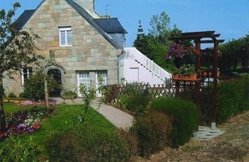 Locmaria-Plouzane Apartment | APARTMENT IN A HOUSE OF CHARACTER IN THE COUNTRY