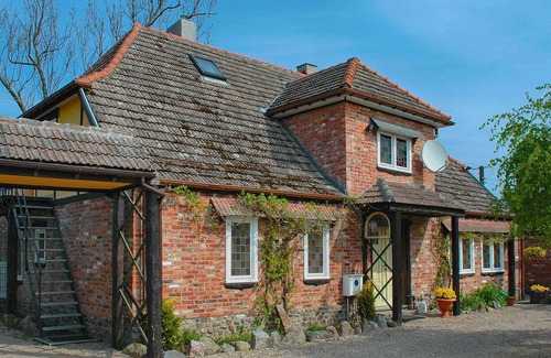 Zakrzewo Cottage | Apartment in a stylish house in the countryside - 5 km from the sea