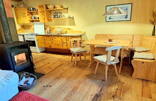 Moselle Apartment | Apartment in Alsace with Nature Retreat