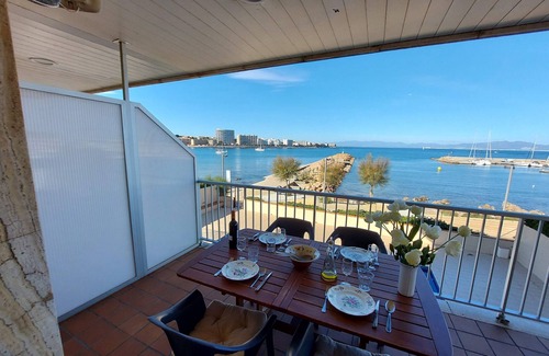 Pedrinya Apartment | Apartment in an exceptional location with sea view!