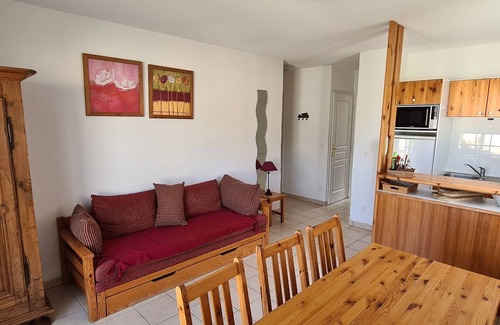 Montbrun-les-Bains Apartment | Apartment in the Hameau des Sources (Ask for the spa package)