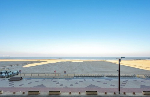 Albertstrand Apartment | Apartment in Knokke-Heist with Sea Views