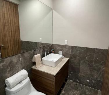 Colonia Roma Apartment | Apartment in La Roma, Pool&GYM