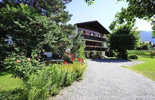Laces Apartment | Apartment in Latsch with Indoor Pool & Garden
