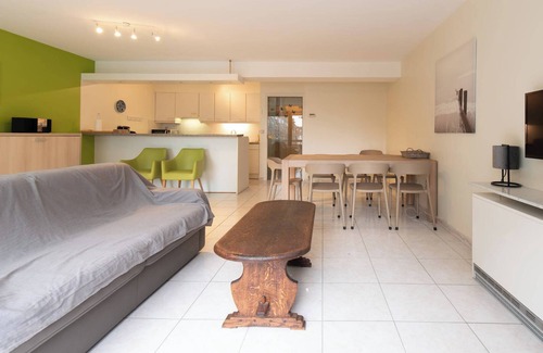 Middelkerke Apartment | Apartment in Middelkerke near Casino & Sea Wall
