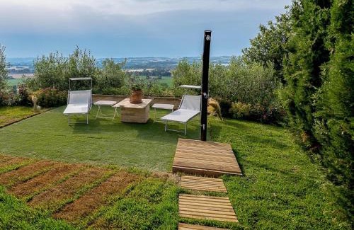 Montelupone Villa | Apartment in Montelupone near Porto Recanati