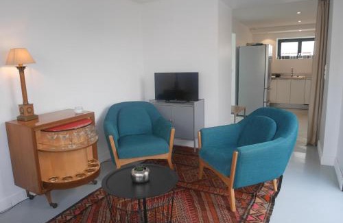 Saint-Guenole House | Apartment in Penmarch near Sandy Beach