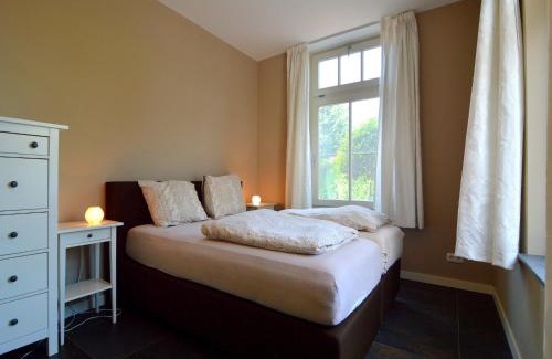 Posterholt Apartment | Apartment in Posterholt near Meinweg Park, cleaning included