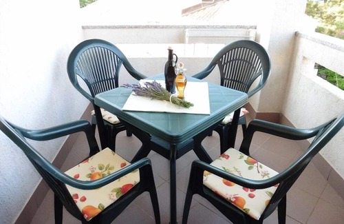 Punat Apartment | Apartment in Punat with Balcony, Air condition, WIFI, Washing machine (3590-1)