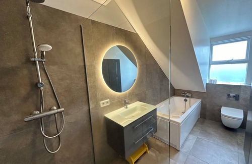 Hafnarfjordur Apartment | Apartment in Suðurvangur in Hafnarfjörður