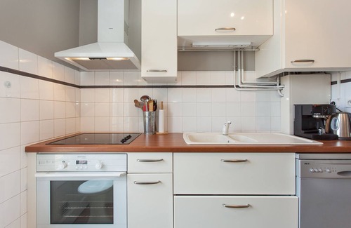 Les Arceaux Apartment | Apartment in the city center 88 m2 with garage
