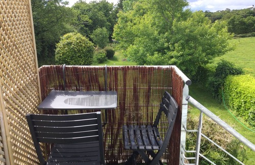 Saint-Evarzec Apartment | Apartment in the countryside between Quimper and Beaches
