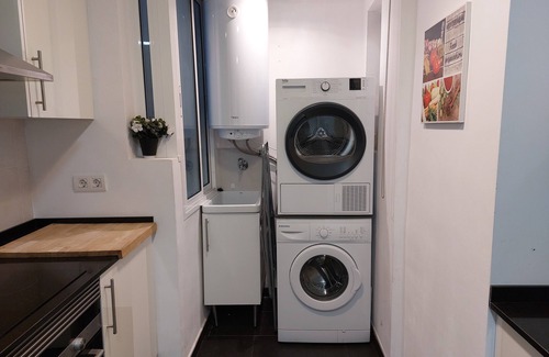 La Ribera Condo | Apartment in the heart of Barcelona, Trafalgar-Urquinaona square