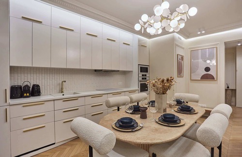 Enfants-Rouges Apartment | Apartment in the Marais with Air-conditioned