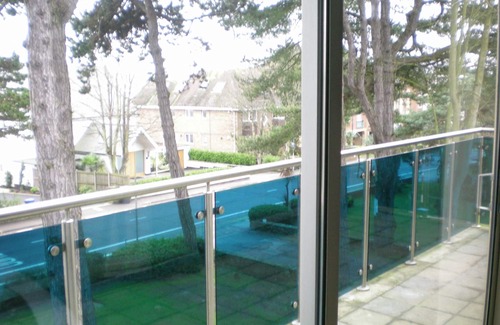 Sandbanks Apartment | Apartment in the sandbanks