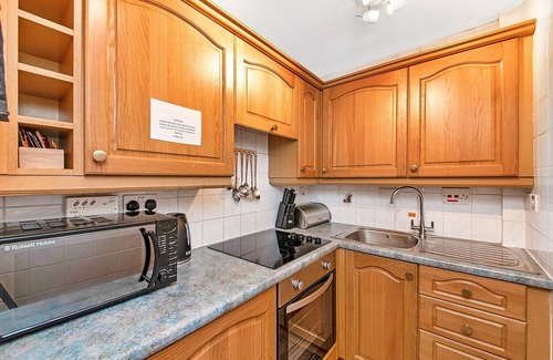 Thirsk Apartment | Apartment in Thirsk with Spa & Scenic Views