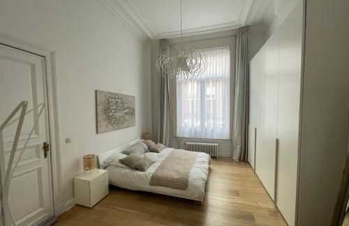 Chatelain Apartment | Apartment in trendy Chatelain center Brussels area Little Garden Internet wifi