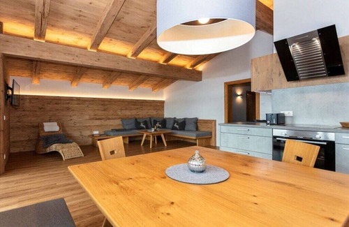 Unken House | Apartment in Unken with Wi-Fi and parking