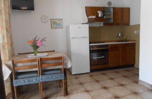 Srima Apartment | Apartment in Vodice with Terrace, Air condition, WIFI, Washing machine (3420-1)