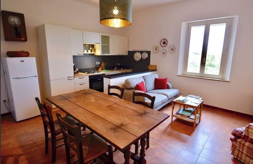 Castagneto Carducci Other | Apartment Torre. Beautiful garden, AC, 2 bedrooms 1 bathroom, near the sea.