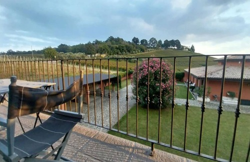 Monterotondo Apartment | Apartment in Iseo with Pool Bliss