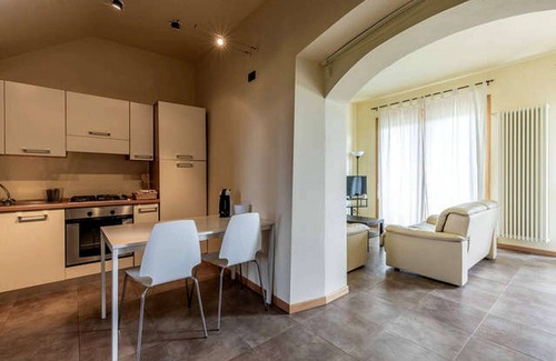 Torbiato di Adro Apartment | Apartment in Iseo near Seabeach