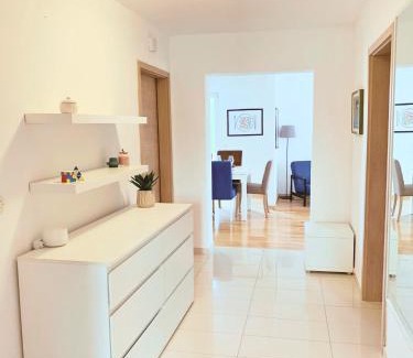 Sveti Filip i Jakov Apartment | Apartment Jukich