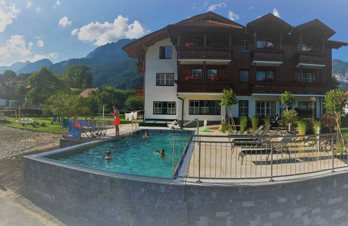 Weissenbach Apartment | Apartment Kaibling, Labeck, Planai - guest house Hartweger