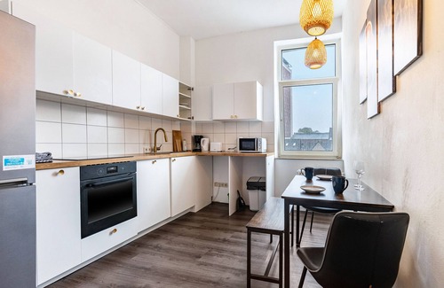 Emmelsum Apartment | Apartment 'Key2Komfort - Rheinberg Old Town II' with Wi-Fi