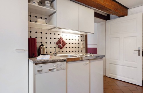 Klintum Apartment | Apartment 'Kleine Ferienwohnung' with Shared Terrace, Shared Garden and Wi-Fi