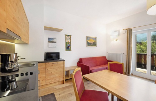 Valdaora di Mezzo Apartment | Apartment 'Kriendl Nr 4' with Mountain View, Private Terrace and Wi-Fi