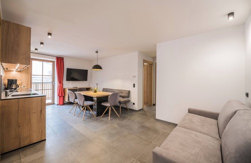 Vierschach Apartment | Apartment "Kuenz Dolomites 1" with Mountain View, 2 Balconies & Wi-Fi