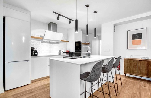 Gandia Apartment | Apartment "La Iaia Maria Gandia" with Balcony & Wi-Fi