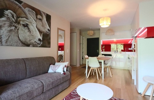 Mont-Dore Apartment | Apartment 'La Montille' with Mountain View and Wi-Fi