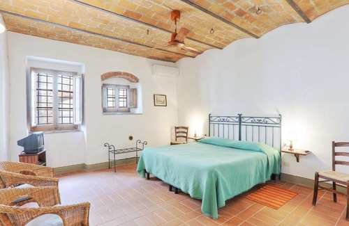 Grassina Apartment | Apartment La Vecchia Cantina by Interhome